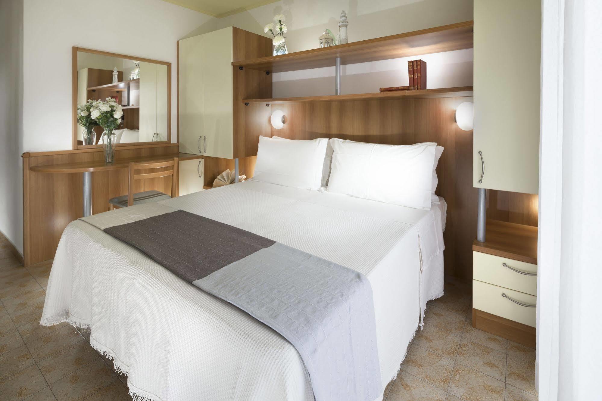 Hotel Buona Fortuna Μπελάρια-Ιτζέα Μαρίνα Εξωτερικό φωτογραφία